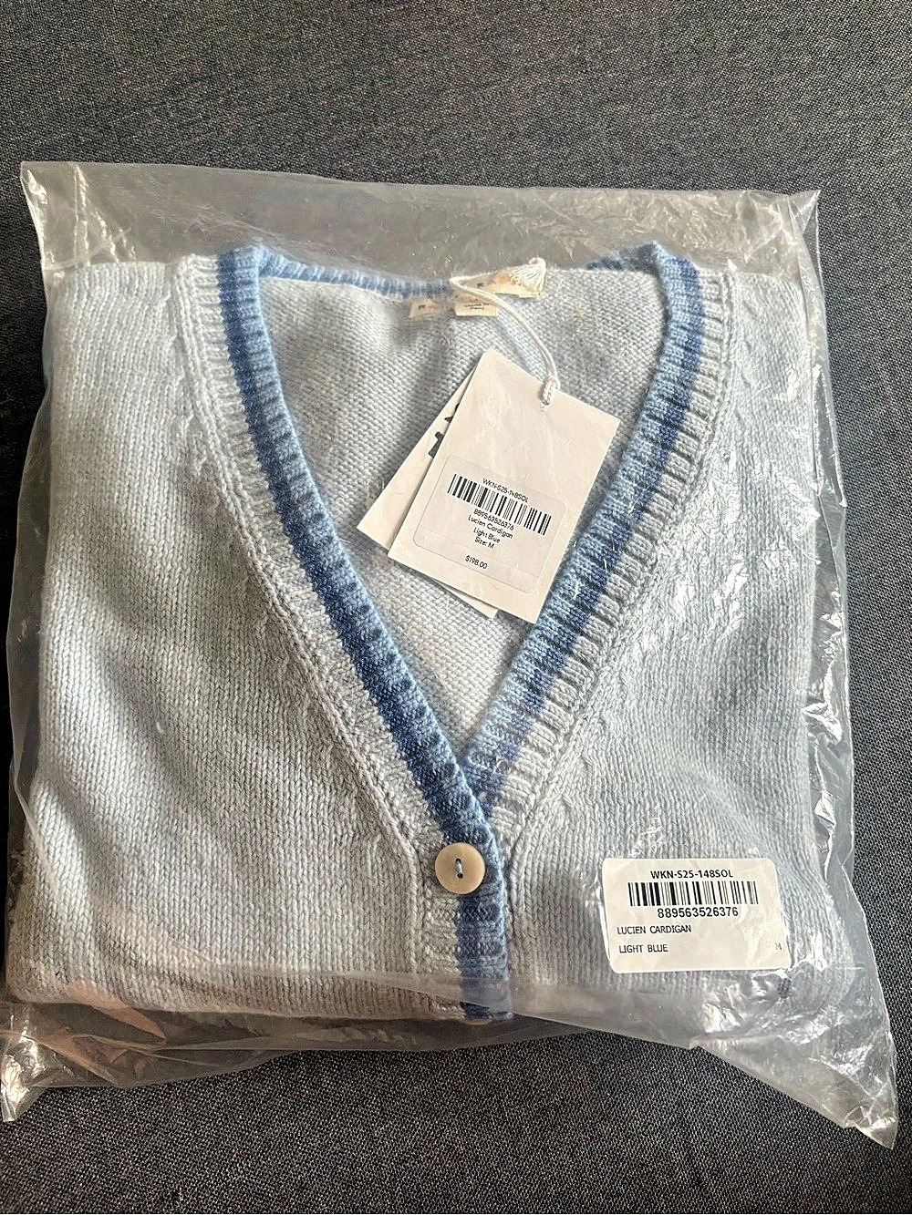 Roller Rabbit V-Neck 100% Cotton Cardigan in Blue Size Medium NWT